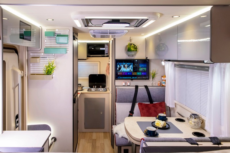 明天開展，在沈陽看自由炮房車好時機(jī)